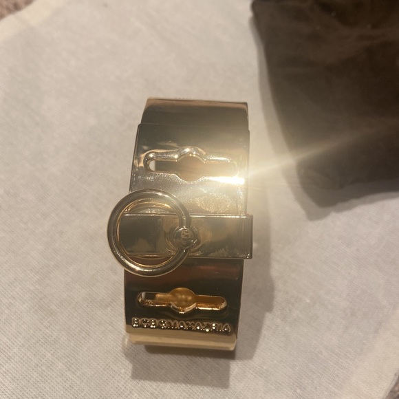 BCBG gold knocker cuff - Picture 4 of 7